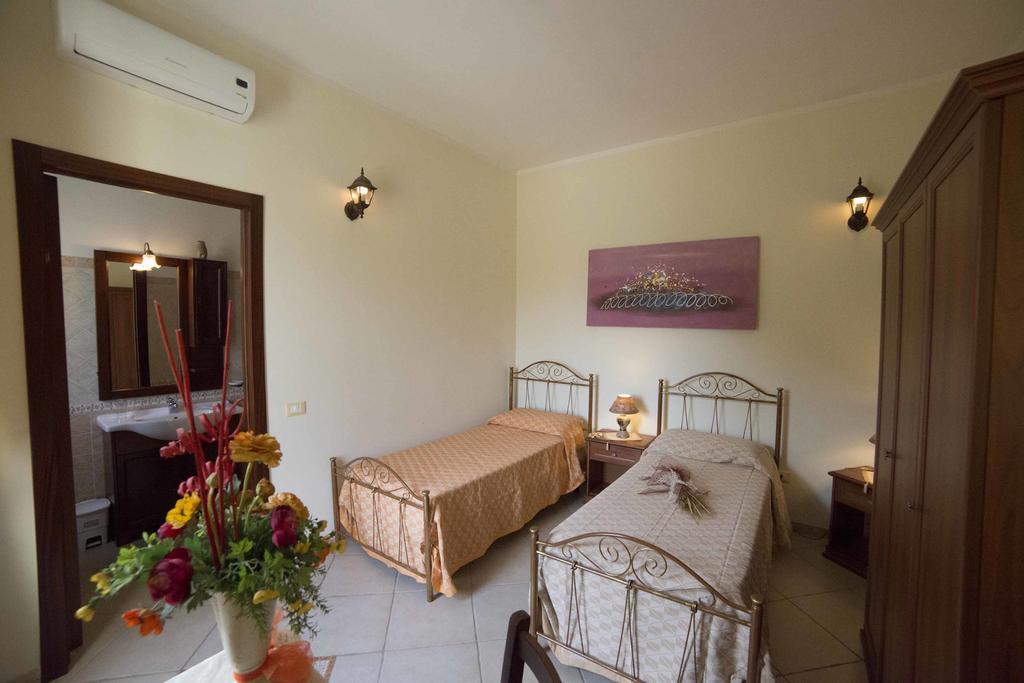 Masseria Cinti Bagnolo del Salento Eksteriør billede